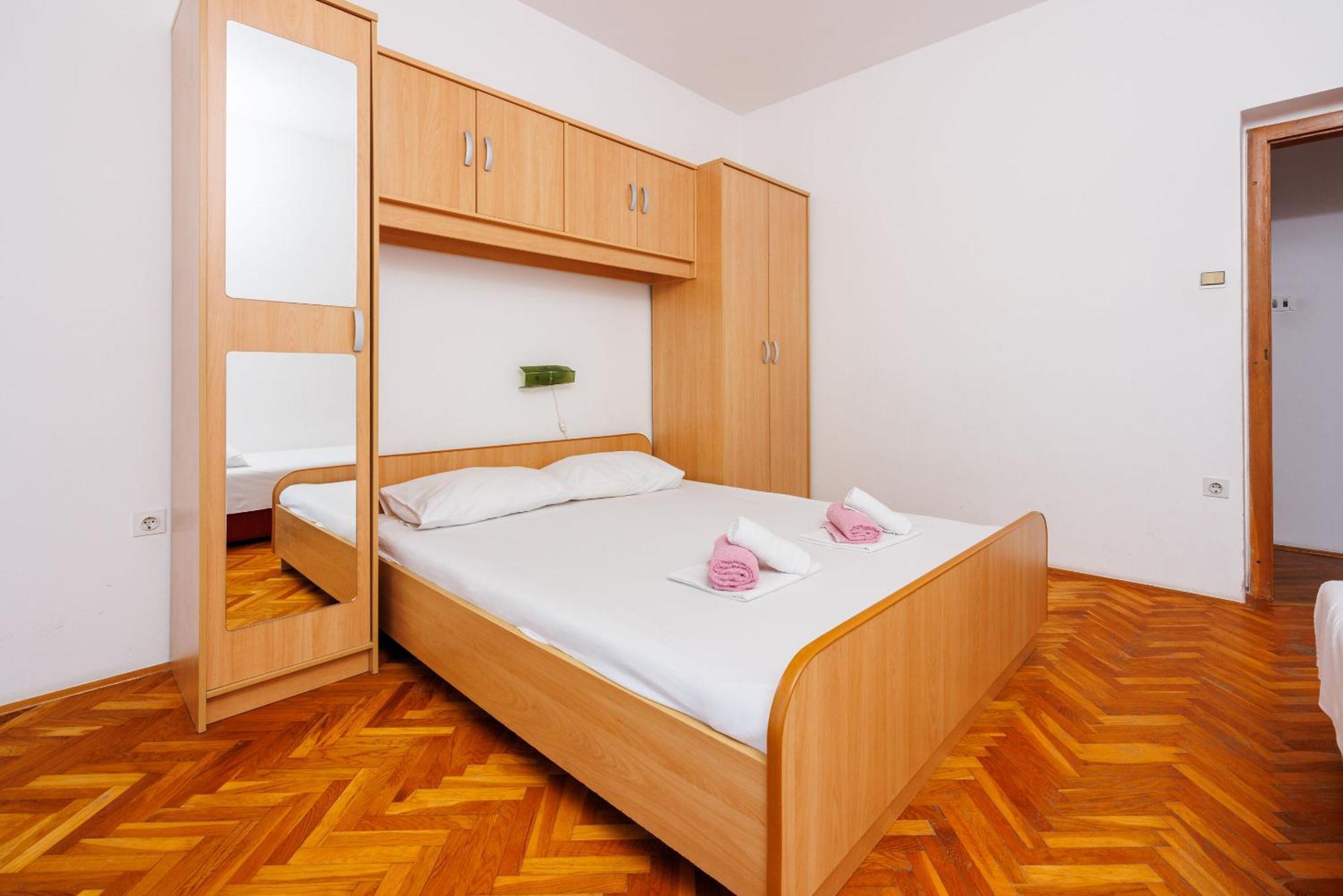 Apartments Davorka Цриквеница Экстерьер фото