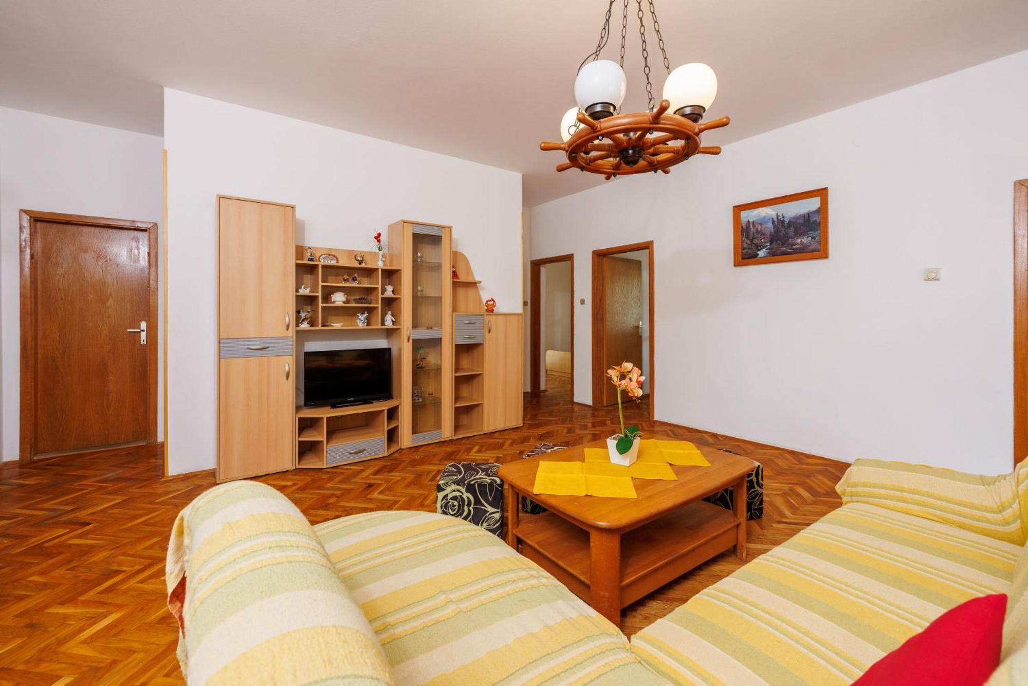 Apartments Davorka Цриквеница Экстерьер фото