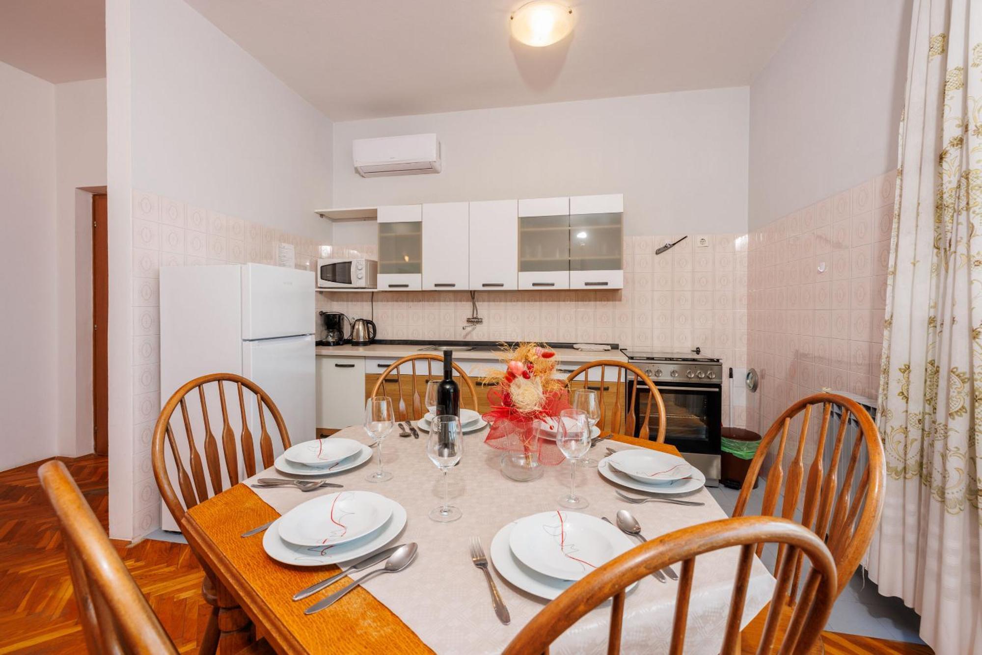 Apartments Davorka Цриквеница Экстерьер фото