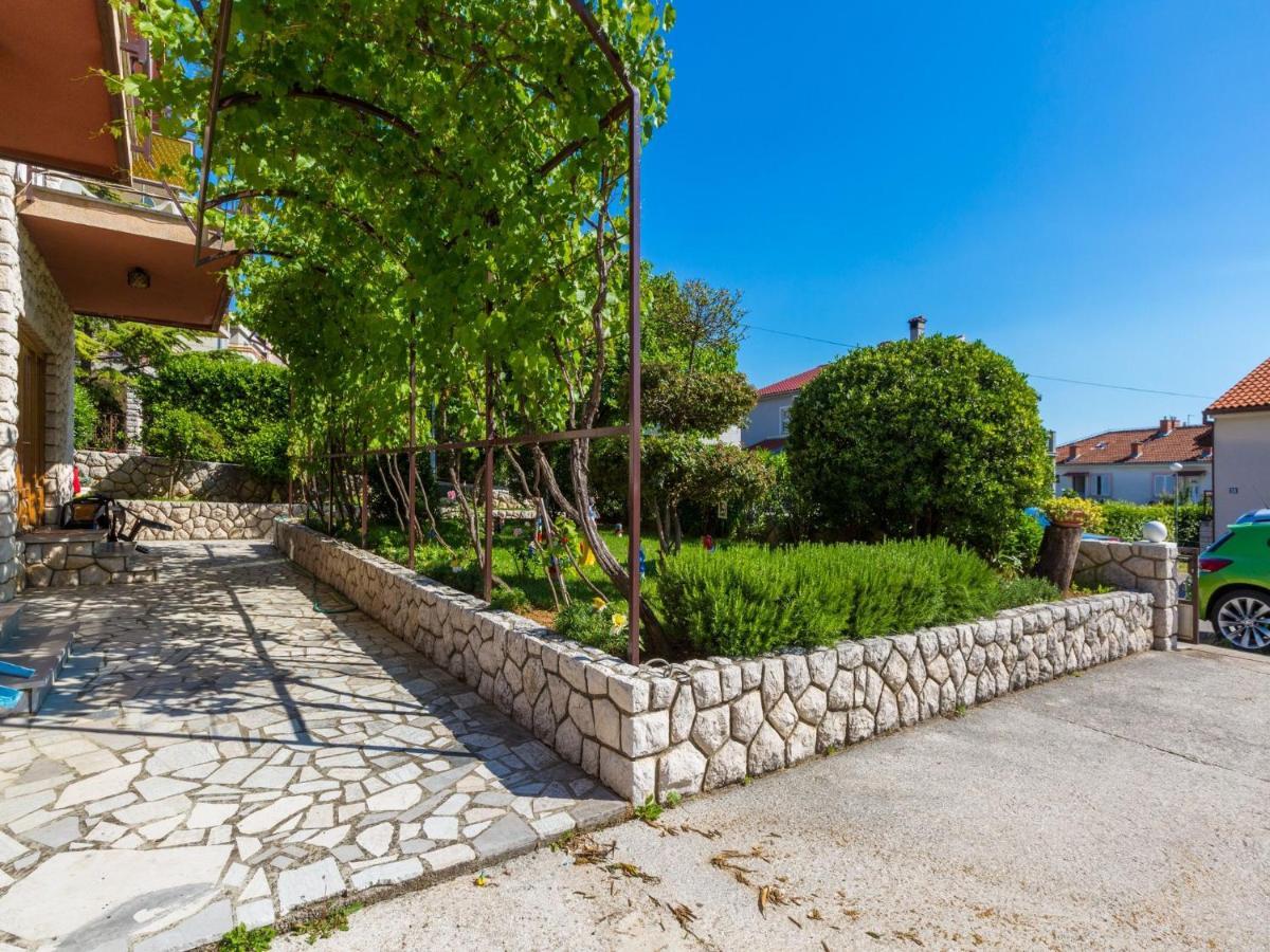 Apartments Davorka Цриквеница Экстерьер фото